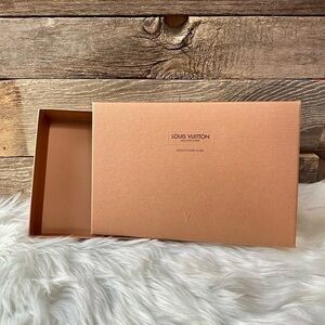LOUIS VUITTON | Large Handbag Clutch Box
